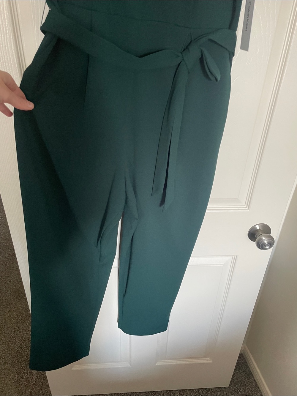 💚 Calvin Klein Dark Green Short-Sleeve Belted Romper 💚 - Picture 2 of 8